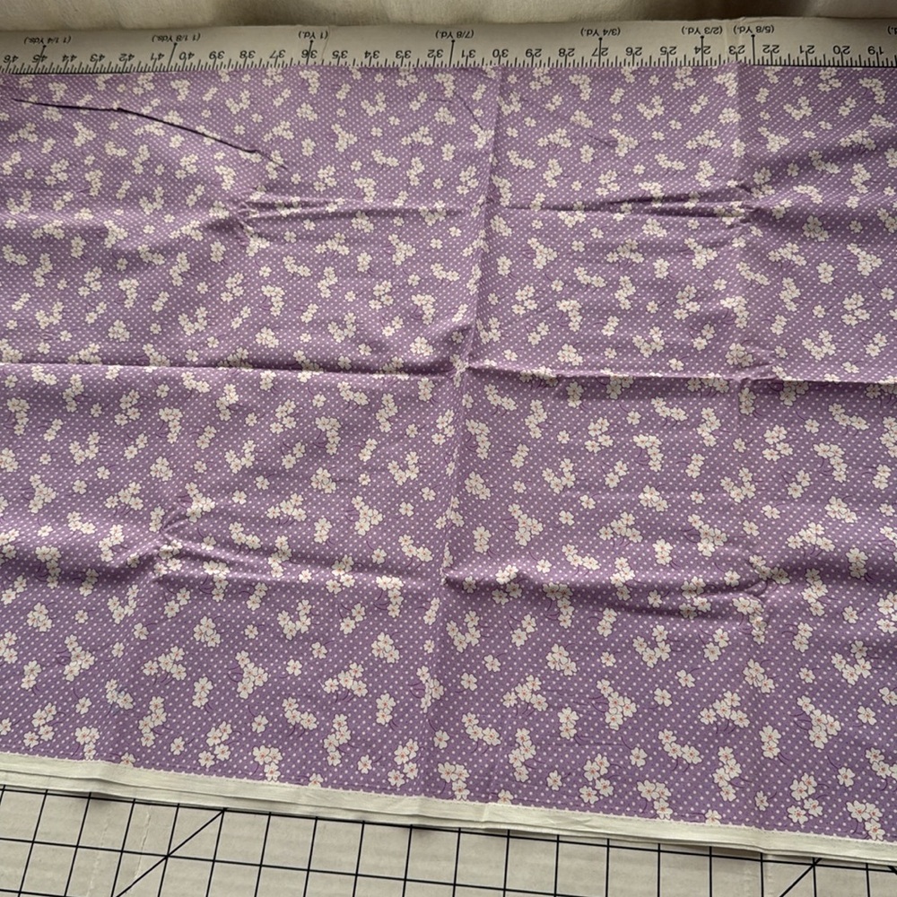 Lavender Vintage Fabric & Textile Bundle – Floral Calico, Antique Skirt Remnant, - Picture 6 of 16